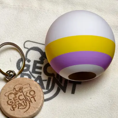 Winner kendama Gecko paint Pastellix tama only