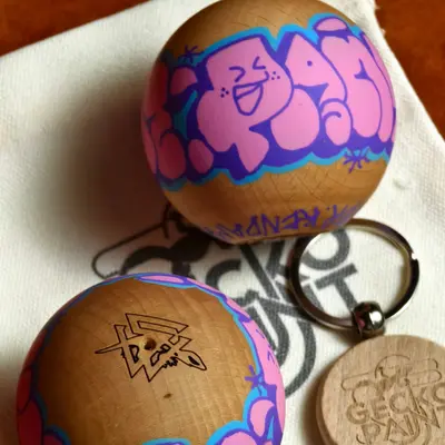 Winner Kendama Gecko paint Hand painted Pink Night walker tama only