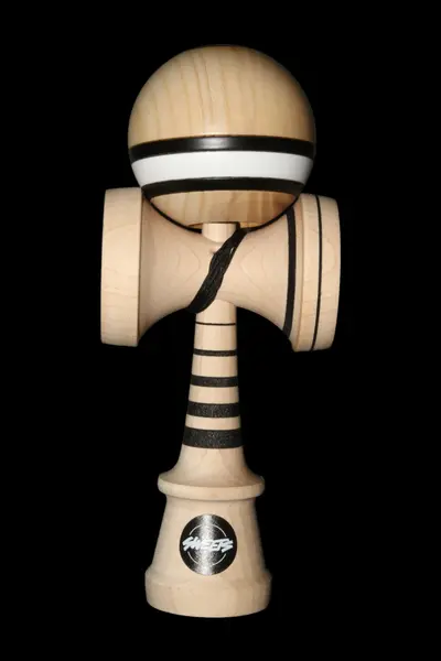 MATT SWEETS JORGENSON - B&W - BROKEN SHAPE (Cushion) Tama